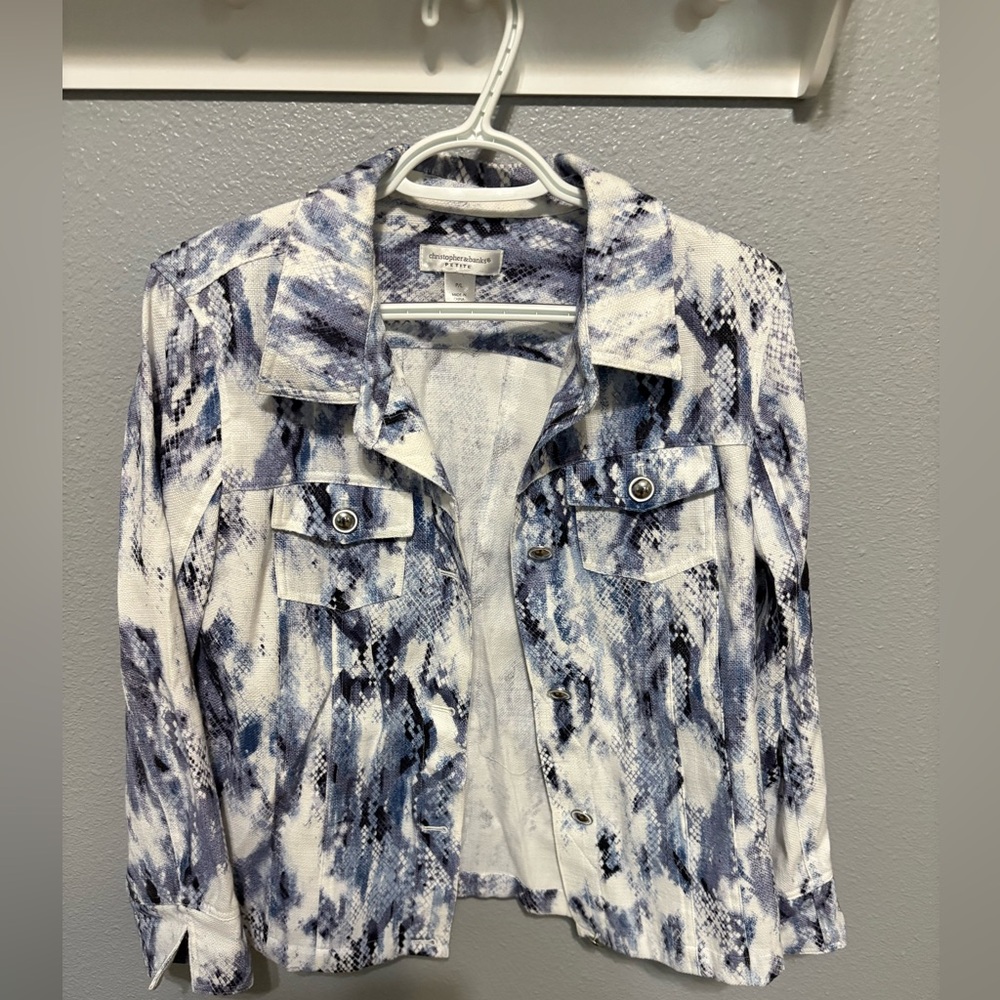 Christopher Banks & Petite Women’s Large Blue and White Snakeskin Print Jacket